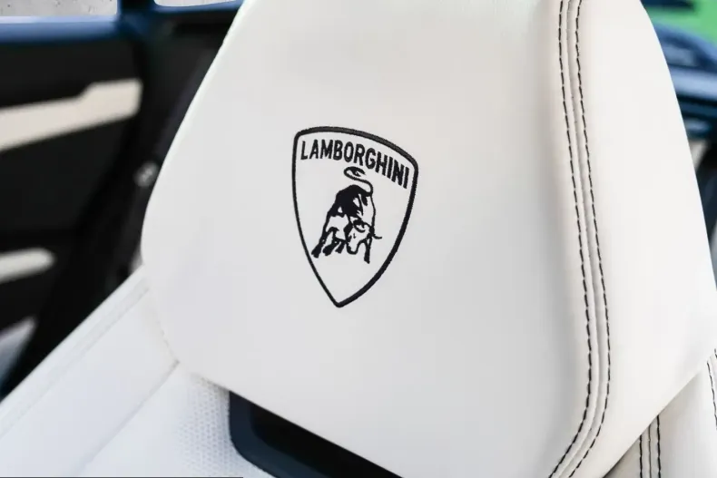 Lamborghini Urus din 2025 cu 8.550 km - oferta LAM215685 - foto 28