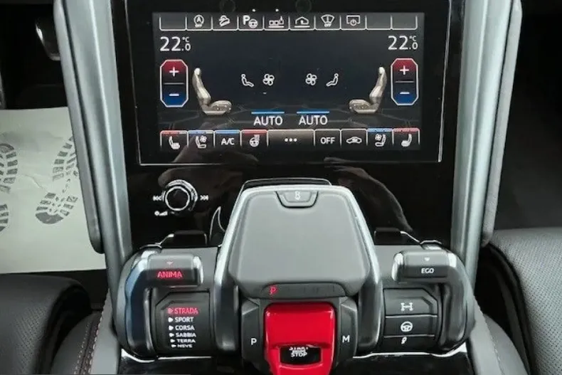 Lamborghini Urus din 2021 cu 38.745 km - oferta LAM215687 - foto 16