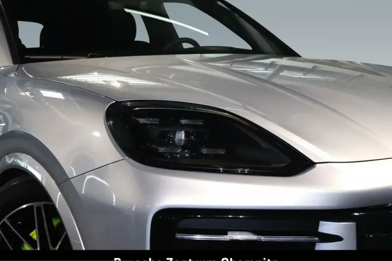 Porsche Cayenne din 2024 cu 26.400 km - oferta POR215697 - foto 29