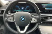 BMW i4 (Seria 4) din 2023 cu 39.481 km - oferta BMW215699 - foto 12