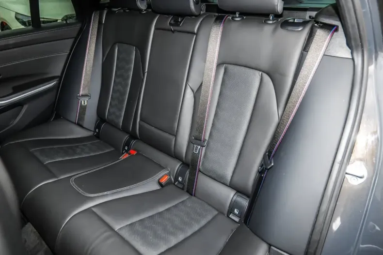 BMW M3 (Seria 3) din 2024 cu 40.104 km - oferta BMW215700 - foto 13