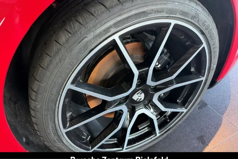 Porsche Taycan din 2025 cu 5.355 km - oferta POR215701 - foto 17