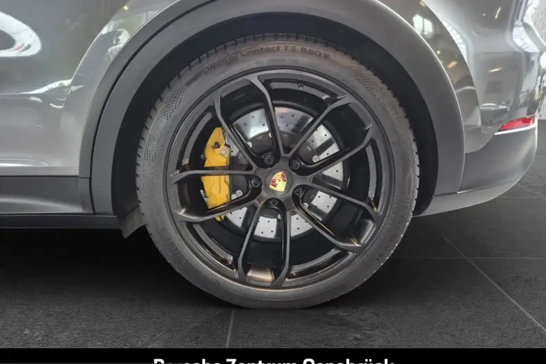 Porsche Cayenne din 2024 cu 31.825 km - oferta POR215703 - foto 13