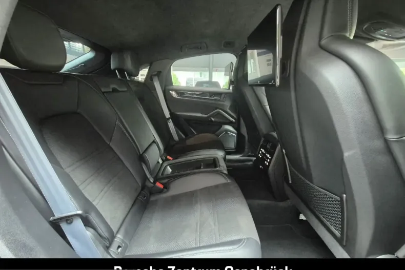 Porsche Cayenne din 2024 cu 31.825 km - oferta POR215703 - foto 35
