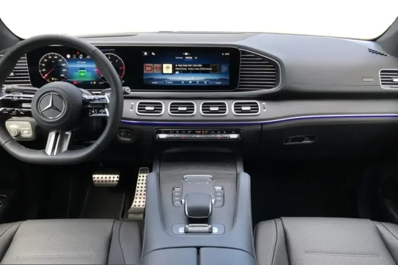 Mercedes-Benz GLE 450 (Clasa GLE) din 2025 cu 18.556 km - oferta MER215704 - foto 4