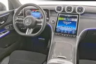 Mercedes-Benz GLC 200 (Clasa GLC) din 2023 cu 5.680 km - oferta MER215710 - foto 5