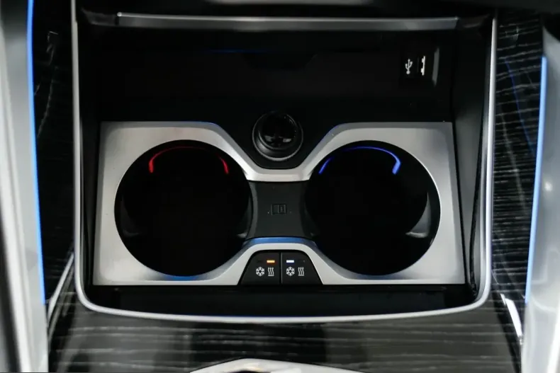 BMW X6 (Seria X) din 2024 cu 79.200 km - oferta BMW215712 - foto 28