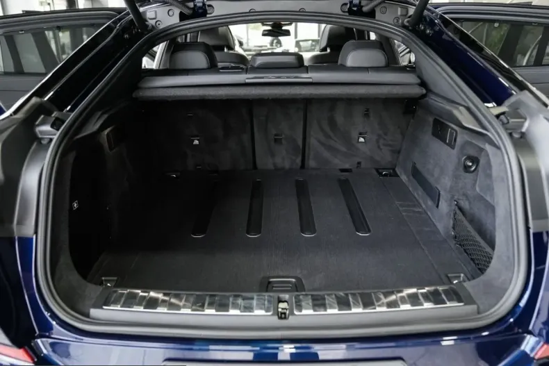 BMW X6 (Seria X) din 2024 cu 79.200 km - oferta BMW215712 - foto 36