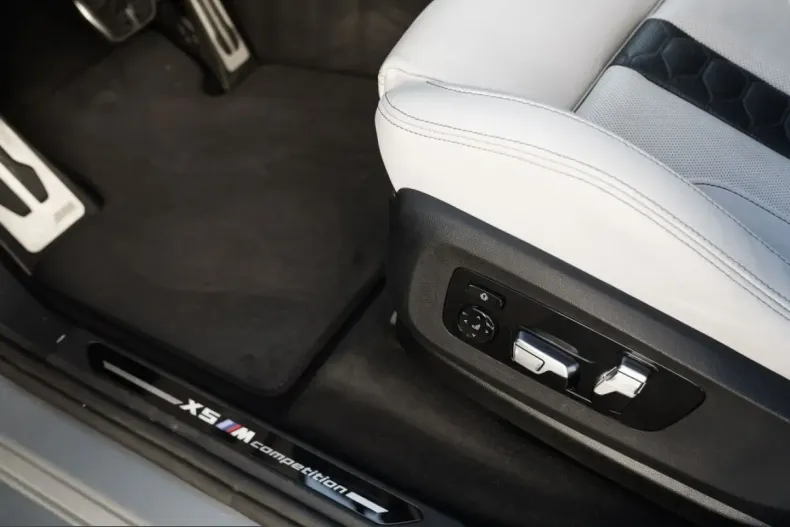 BMW X5 (Seria X) din 2024 cu 48.288 km - oferta BMW215714 - foto 32
