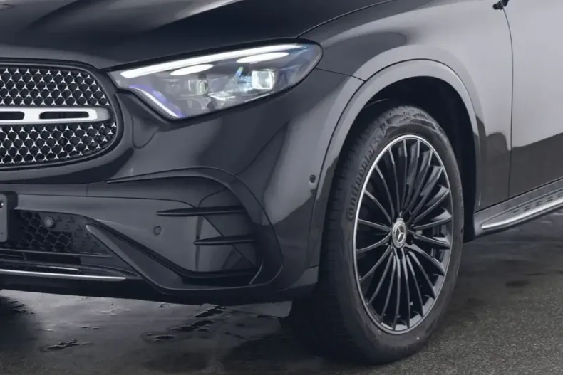 Mercedes-Benz GLC 300 (Clasa GLC) din 2025 cu 10.410 km - oferta MER215720 - foto 2