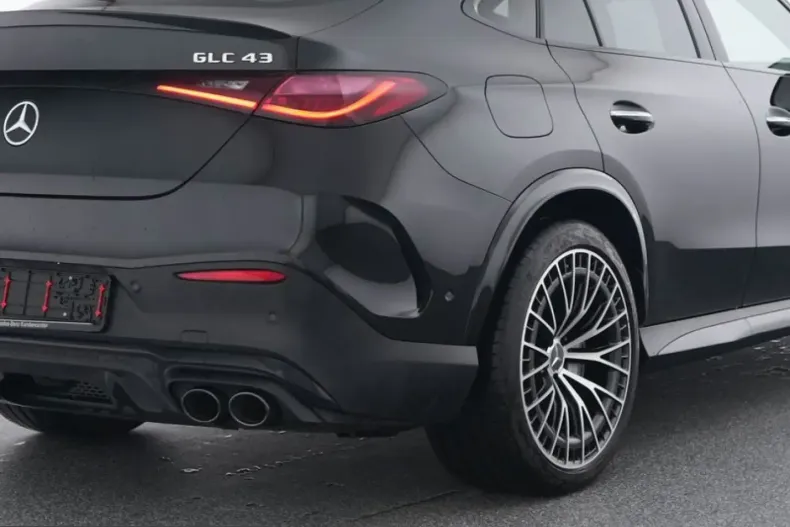 Mercedes-Benz GLC 43 AMG (Clasa GLC) din 2025 cu 22.098 km - oferta MER215722 - foto 9
