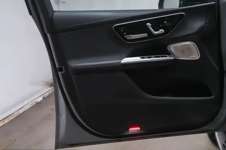 Mercedes-Benz GLC 450 (Clasa GLC) din 2025 cu 17.289 km - oferta MER215723 - foto 9