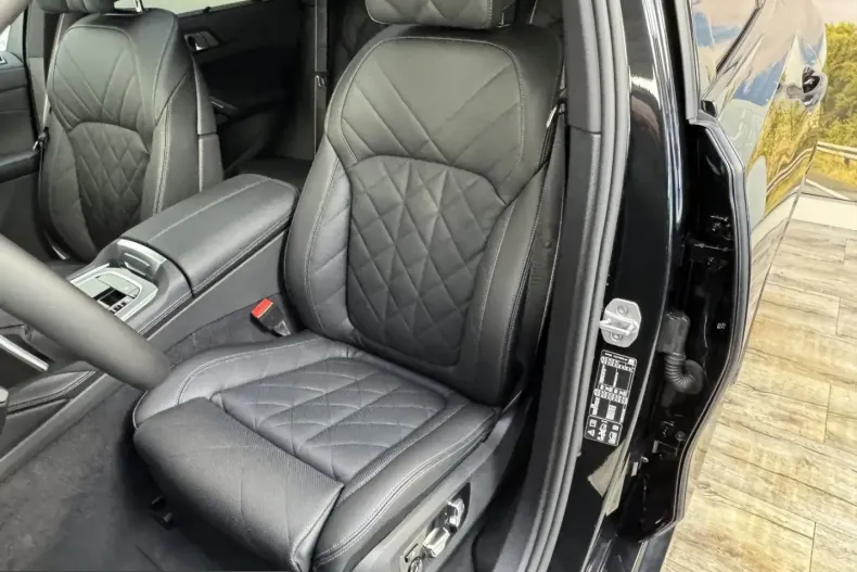 BMW X6 (Seria X) din 2025 cu 4.100 km - oferta BMW215726 - foto 15