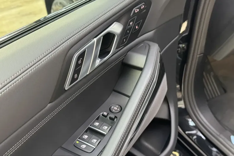 BMW X6 (Seria X) din 2025 cu 4.100 km - oferta BMW215726 - foto 17
