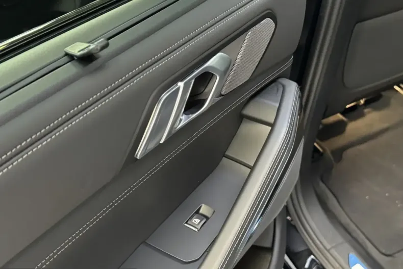 BMW X6 (Seria X) din 2025 cu 4.100 km - oferta BMW215726 - foto 21