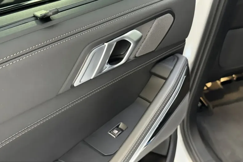 BMW X6 (Seria X) din 2025 cu 8.784 km - oferta BMW215727 - foto 21