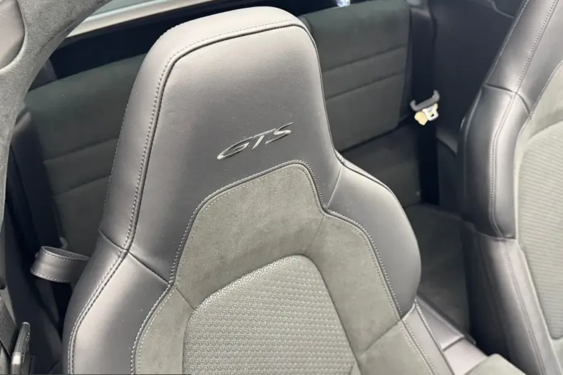 Porsche 911 din 2025 cu 1.590 km - oferta POR215740 - foto 5