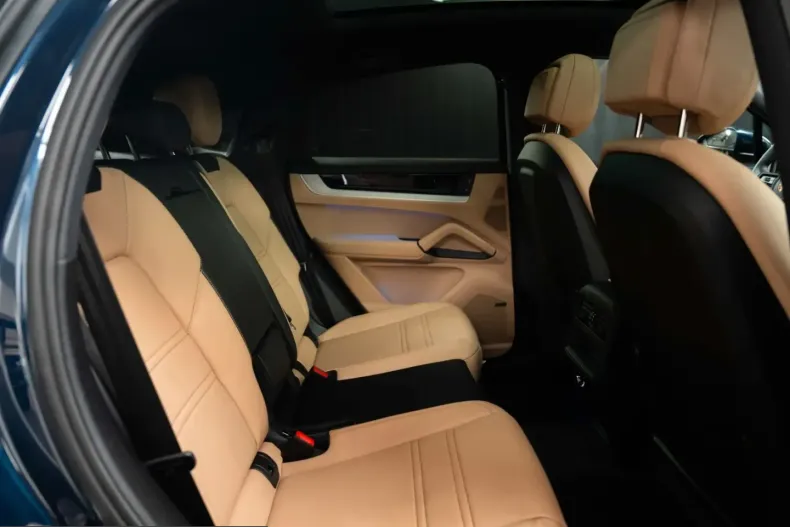 Porsche Cayenne din 2024 cu 12.700 km - oferta POR215745 - foto 14