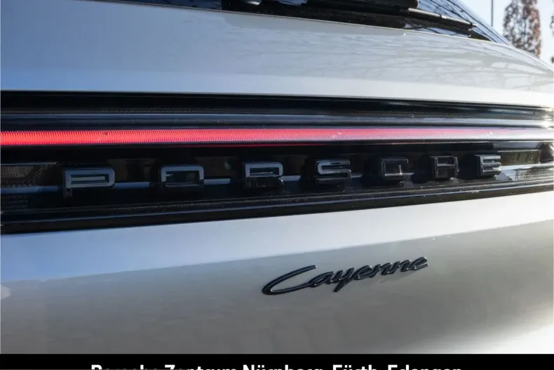Porsche Cayenne din 2025 cu 19.900 km - oferta POR215747 - foto 34