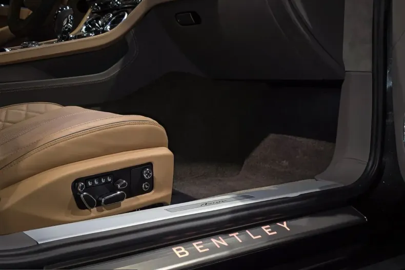 Bentley Continental GT din 2023 cu 7.989 km - oferta BEN215748 - foto 35