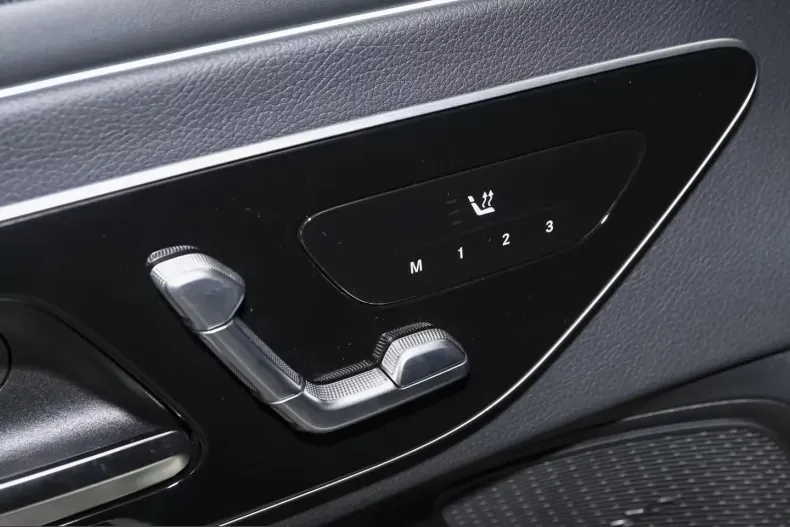 Mercedes-Benz CLE 200 (Clasa CLE) din 2025 cu 16.310 km - oferta MER215749 - foto 11