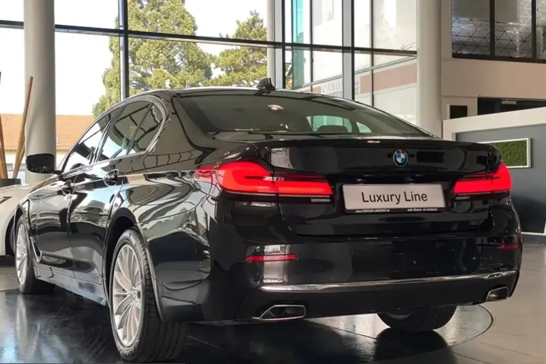 BMW 530 (Seria 5) din 2022 cu 64.729 km - oferta BMW215763 - foto 4