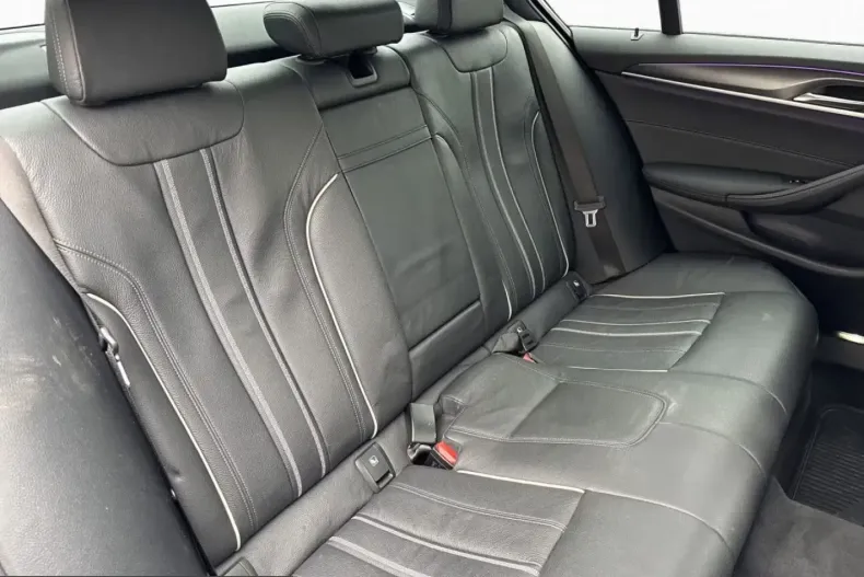 BMW 530 (Seria 5) din 2021 cu 85.100 km - oferta BMW215768 - foto 11