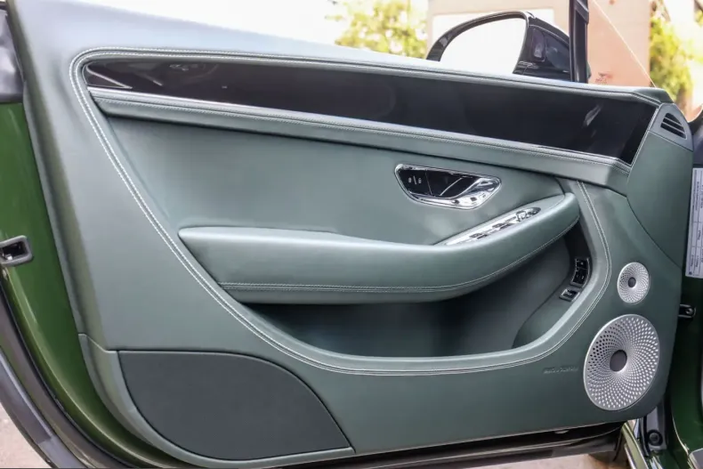 Bentley Continental din 2023 cu 8.960 km - oferta BEN215773 - foto 19