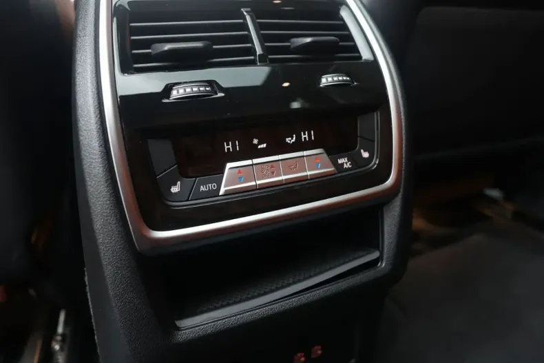 BMW X5 (Seria X) din 2024 cu 58.050 km - oferta BMW215775 - foto 32
