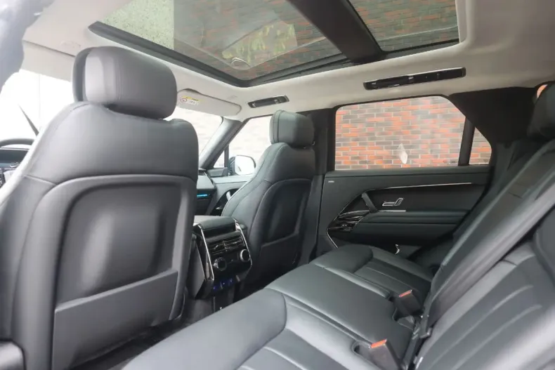 Land Rover Range Rover Sport din 2024 cu 58.151 km - oferta LAN215776 - foto 30