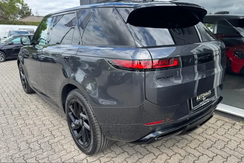 Land Rover Range Rover Sport din 2025 cu 7.761 km - oferta LAN215780 - foto 5