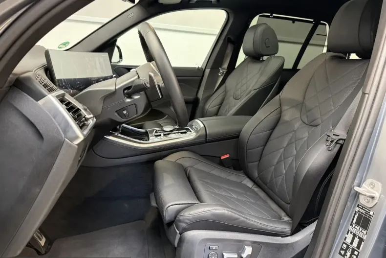 BMW X6 (Seria X) din 2025 cu 14.329 km - oferta BMW215781 - foto 4
