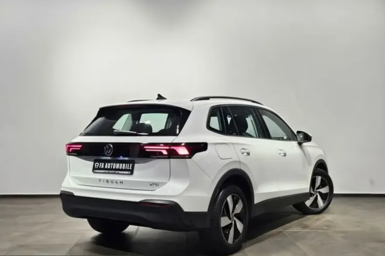 Volkswagen Tiguan din 2024 cu 16.115 km - oferta VOL215783 - foto 9