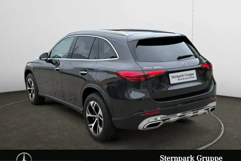 Mercedes-Benz GLC 300 (Clasa GLC) din 2024 cu 49.000 km - oferta MER215785 - foto 3