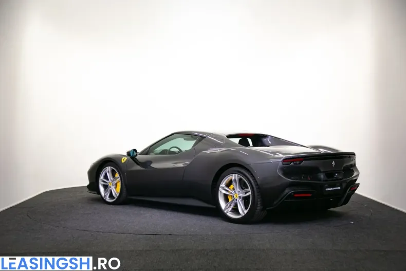 Ferrari 296 GTB din 2024 cu 4.600 km - oferta FER215801 - foto 7
