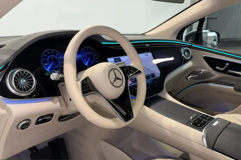 Mercedes-Benz EQS SUV din 2025 cu 16.479 km - oferta MER215808 - foto 4