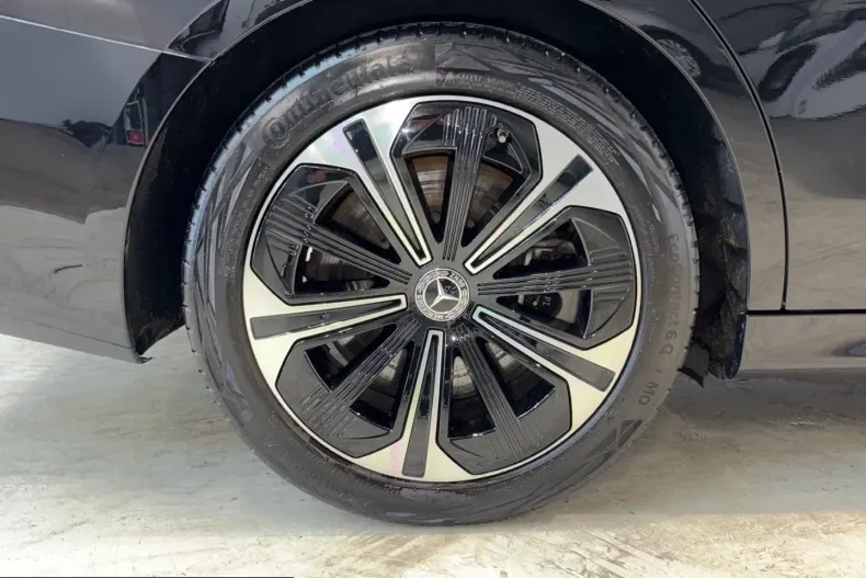 Mercedes-Benz E 300 (Clasa E) din 2025 cu 40.115 km - oferta MER215810 - foto 7