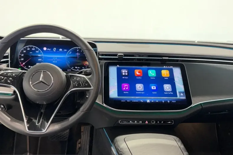 Mercedes-Benz E 300 (Clasa E) din 2025 cu 40.115 km - oferta MER215810 - foto 8
