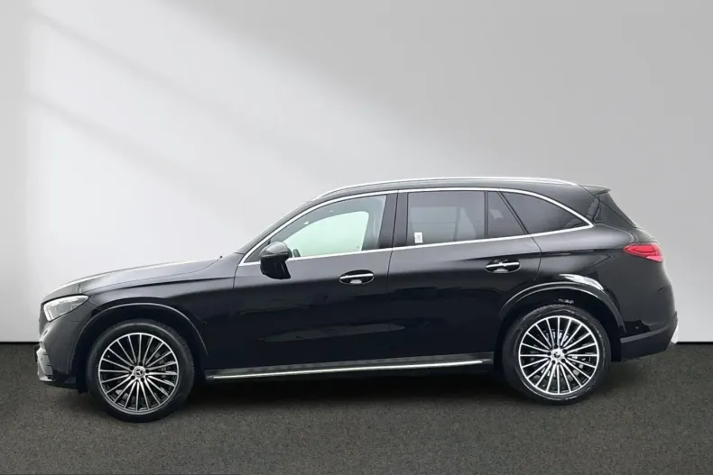 Mercedes-Benz GLC 300 (Clasa GLC) din 2025 cu 8.400 km - oferta MER215811 - foto 2