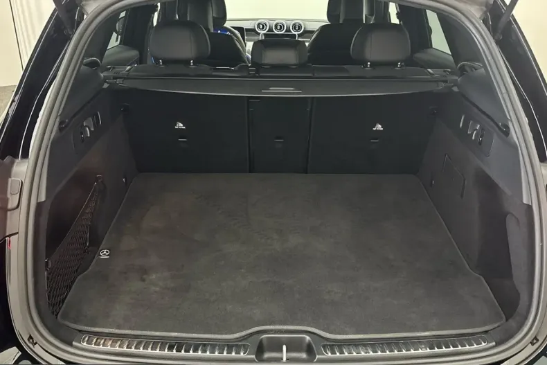 Mercedes-Benz GLC 300 (Clasa GLC) din 2025 cu 8.400 km - oferta MER215811 - foto 13