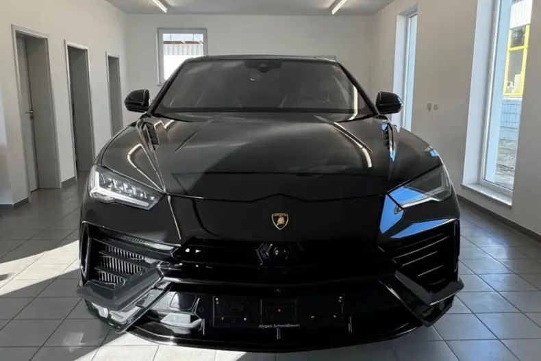 Lamborghini Urus din 2023 cu 110.000 km - oferta LAM215817 - foto 2