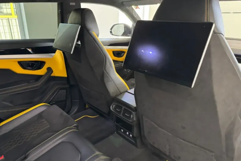 Lamborghini Urus din 2023 cu 110.000 km - oferta LAM215817 - foto 12