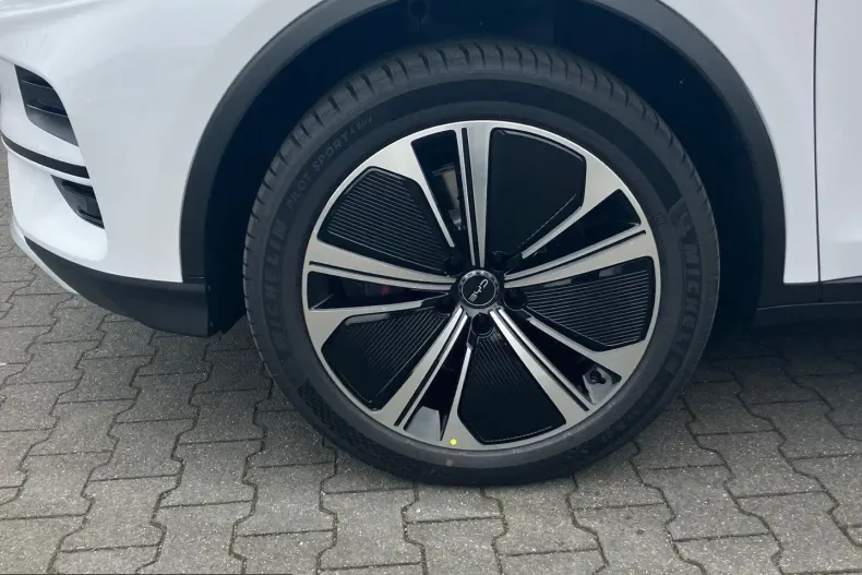 BYD Tang din 2025 cu 24.900 km - oferta BYD215819 - foto 7