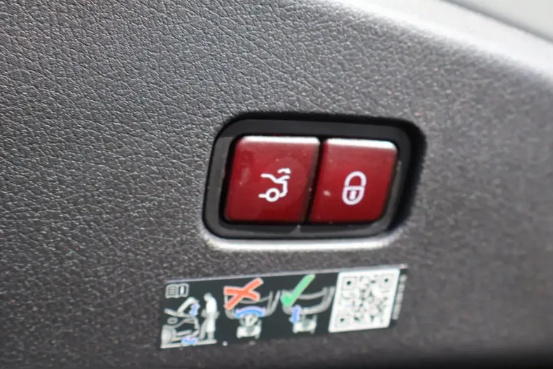 Mercedes-Benz CLE 53 AMG (Clasa CLE) din 2024 cu 39.200 km - oferta MER215823 - foto 21
