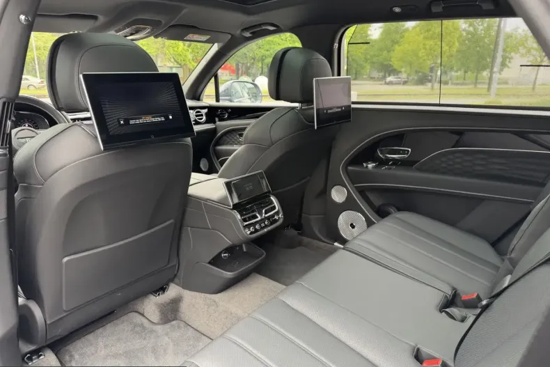 Bentley Bentayga din 2025 cu 12.990 km - oferta BEN215826 - foto 18