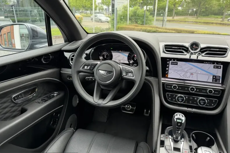 Bentley Bentayga din 2025 cu 12.990 km - oferta BEN215826 - foto 23