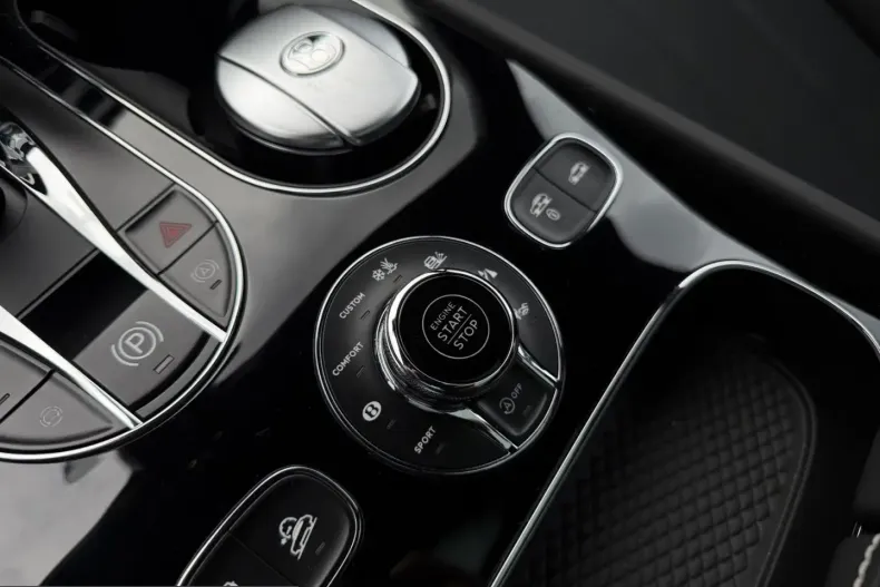 Bentley Bentayga din 2025 cu 12.990 km - oferta BEN215826 - foto 30