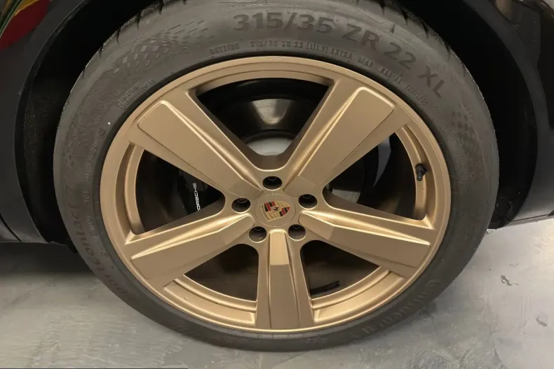 Porsche Cayenne din 2025 cu 9.900 km - oferta POR215830 - foto 34