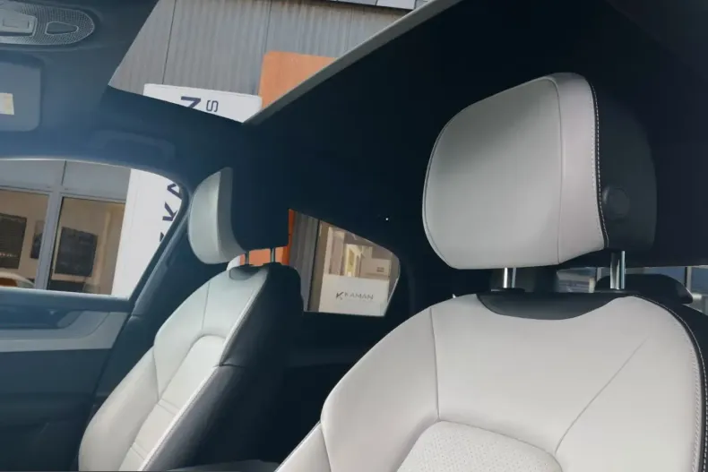 Porsche Cayenne din 2024 cu 50.200 km - oferta POR215831 - foto 6