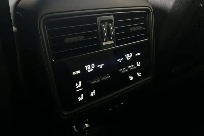 Porsche Cayenne din 2024 cu 50.200 km - oferta POR215831 - foto 16
